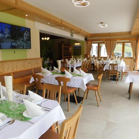 Gasthof Trattner Pension Waldhof Sankt Peter am Kammersberg Ngoại thất bức ảnh